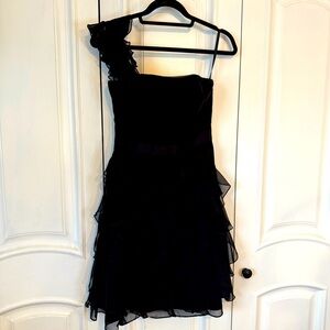 White House Black Market Cocktail Dress Women 2‎ Black Ruffle One Shoulder LBD